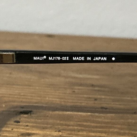 Maui Jim MJ178-02 Voyager Series II Black Frame Only Polarized Grey Sunglasses - Picture 6 of 8